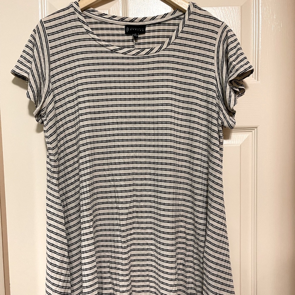 Bobeau Flared Hem, Flowy short sleeve top, size 1X